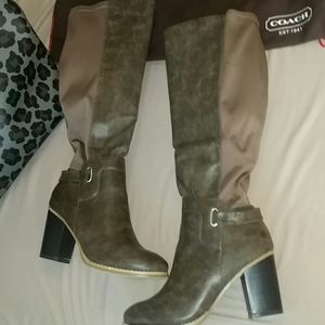 Modern Rush "Orly" Boots Size 10